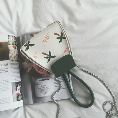 Υπέροχο μικρό τσάντες σε διάφορα χρώματα