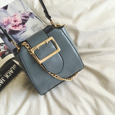 Μοναδικό μικρό χαρτοφύλακα σε πέντε χρώματα με μακρύ χερούλι ώμου