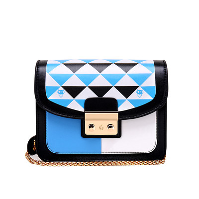 Страхотна дамска мини шарена чанта с дълга дръжка