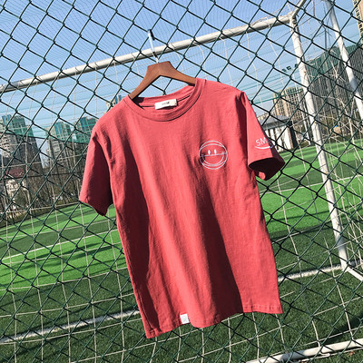 Μεγάλη ανδρών T-shirts σε έξι διαφορετικά χρώματα