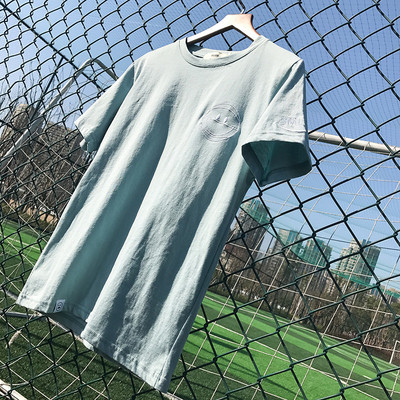 Μεγάλη ανδρών T-shirts σε έξι διαφορετικά χρώματα