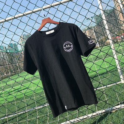 Μεγάλη ανδρών T-shirts σε έξι διαφορετικά χρώματα