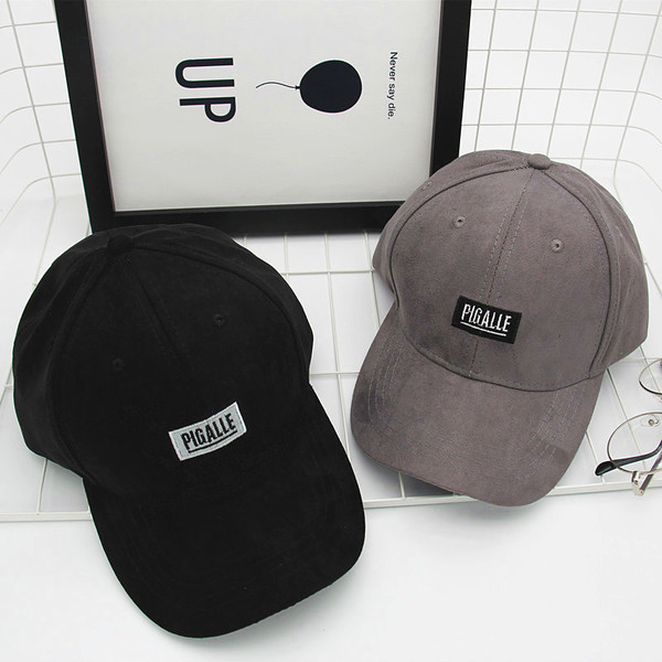 Μεγάλη «unisex» καπέλα των διαφορετικών μοντέλων