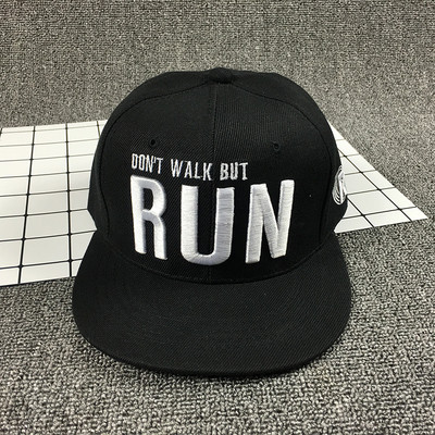 Σύγχρονη pillbox μπέιζμπολ αρκετά νέα μοντέλα