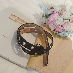 Страхотен и много нежен дамски кожен тънък колан