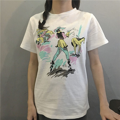 Μεγάλη μπλούζες με μακριά μανίκια και διάφορες εφαρμογές