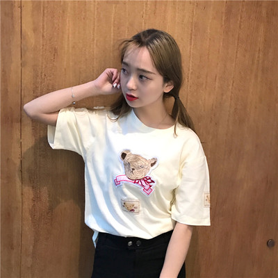 Μαλακό κυρίες μπλούζα με κοντό μανίκι και απλικέ αρκούδα