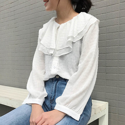 Πολλά φρέσκα κυρίες πουκάμισο με μακριά φαρδιά μανίκια σε δύο χρώματα