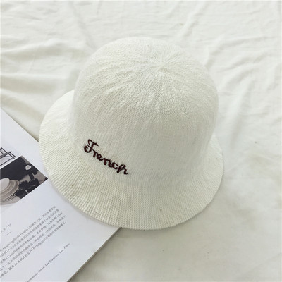 Много красива слънцезащитна дамска шапка в най-различни цветове