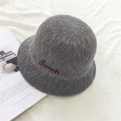 Много красива слънцезащитна дамска шапка в най-различни цветове