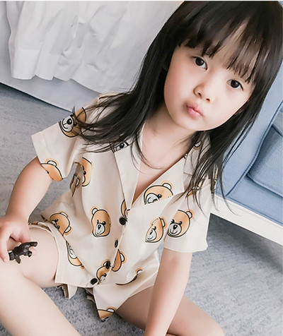 Много красива пижамка за момиченце в два цвята и апликация мечета