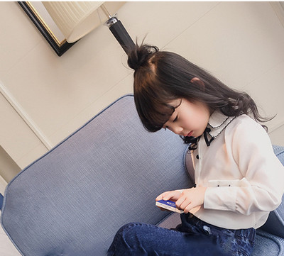 Изключително стилна и много нежна ризка за момиченце с дълъг ръкав