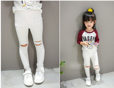 Страхотно памучно детско клинче в два цвята с разпрани колена