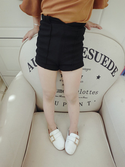 Ежедневен къс панталон за момиченце в четири различни цвята