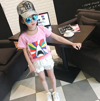 Ежедневна блузка с къс ръкав в три цвята и надпис