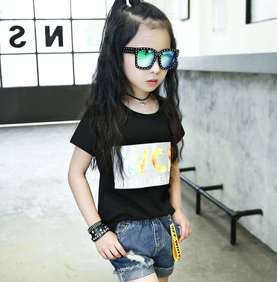 Ежедневна блузка с къс ръкав в три цвята и надпис