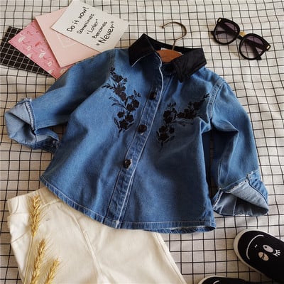 Много нежна дънкова риза с изключително красива бродери