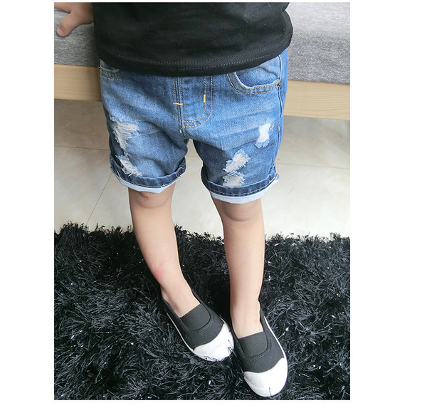 Страхотни момчешки къси дънкови шортички