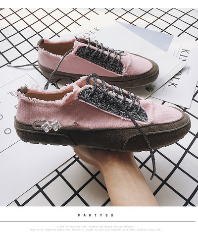 Страхотни платнени кецове в три различни цвята