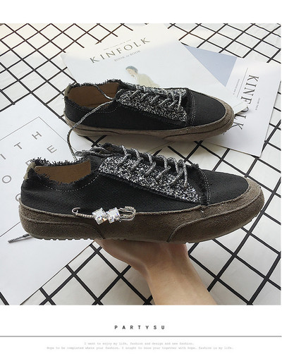 Страхотни платнени кецове в три различни цвята