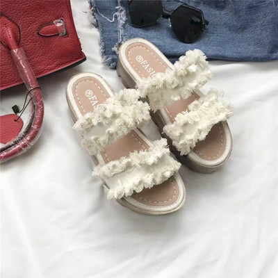 Μοναδικές Γυναικείες παντόφλες με ψηλή σόλα σε δύο χρώματα