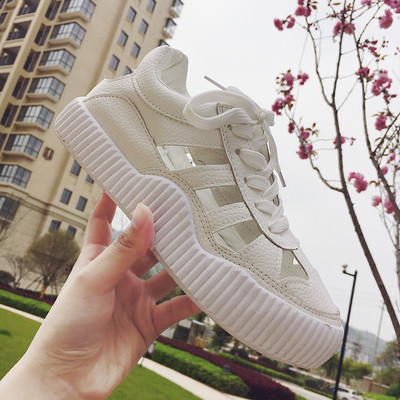 Страхотни дишащи дамски обувки в два цвята подходящи за горещите летни дни