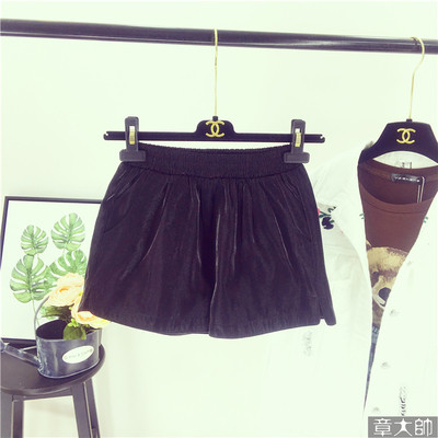 σορτς Casual των γυναικών σε ευρεία παντελόνια