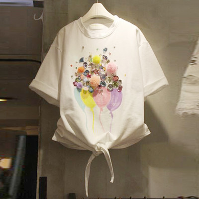 Бузка с къс ръкав и шарени елементи с много интересно завързване