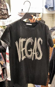 πολύ κομψή μπλούζα με κοντά μανίκια σε δύο χρώματα