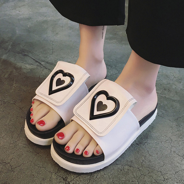 Ежедневни дамски чехли на платформа в червен и черен цвят