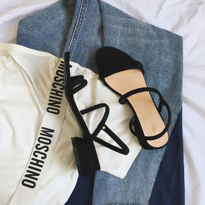 Стилни дамски сандали, велурени с тънки каишки в черен и бежов цвят