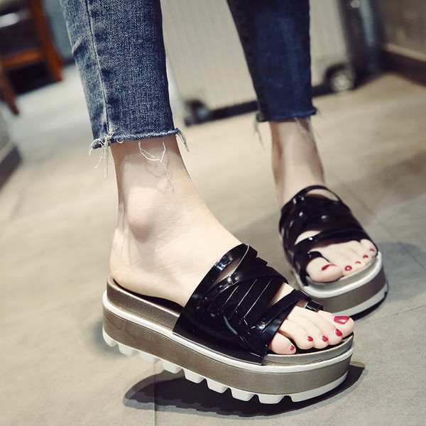 Ежедневни дамски чехли с висока платформа в няколко цвята