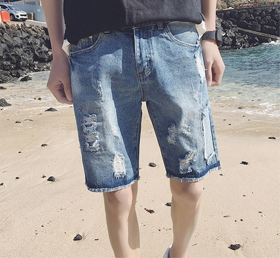 Мъжки къси дънкови панталони - протрит модел