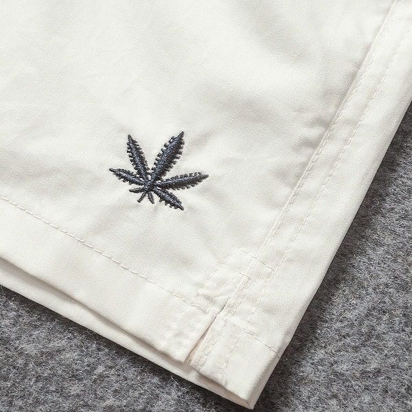 Стилни мъжки шорти, подходящи за плаж и ежедневие