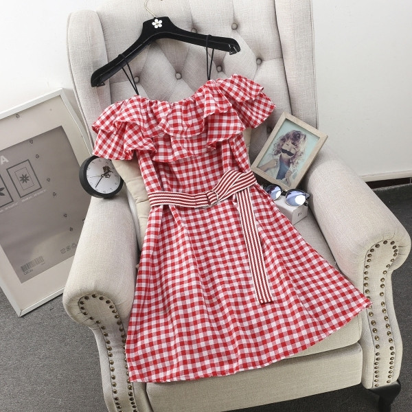 Дамскя къса лятна карирана рокля: три цвята