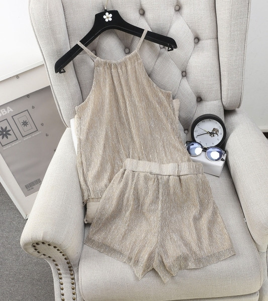 Ежедневен дамски комплект от 2 части с лъскави елементи