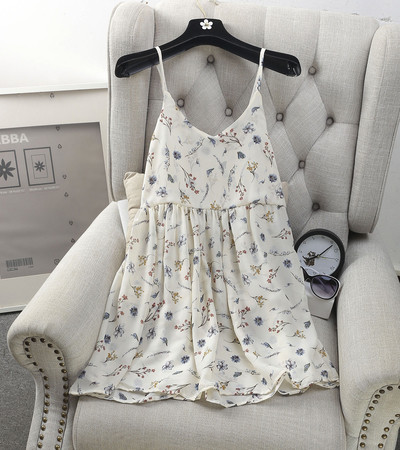 Ежедневна дамска рокля с флорални мотиви в разнообразни цветове с деколте