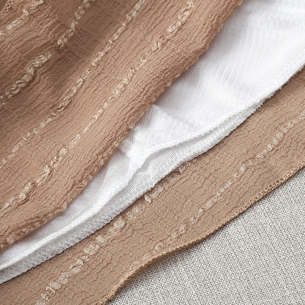 Дамски летен гащеризон в широк модел с връзки 