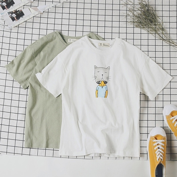 shirt πολλά φρέσκα άνδρες με κοντά μανίκια και ενδιαφέρουσα εφαρμογή