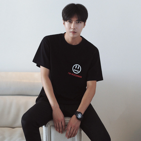 Άνετα πουκάμισο ευρύ ανδρών με O-σχήμα κολάρο