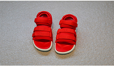 Спортни и удобни детски сандали унисекс, в черен, червен и син цвят