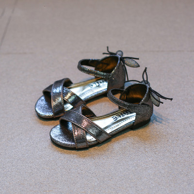 Лъскави и стилни детски сандали за момичета с панделка, в сив и черен цвят