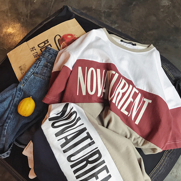 shirt Ευρεία μοντέλο άνδρες με κοντά μανίκια και μια επιγραφή - 2 χρώματα