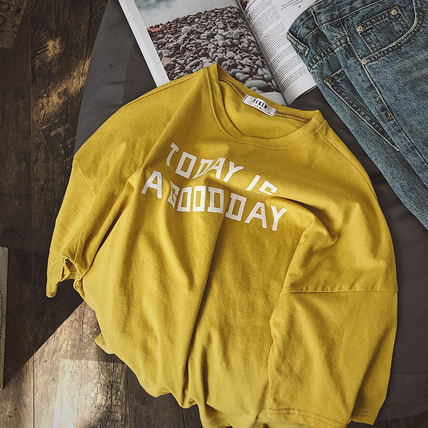 Стилна изчистена едноцветна мъжка тениска с къс ръкав и интересен надпис - 3цвята