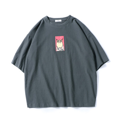 πουκάμισο του σύγχρονου ανθρώπου με 3/4 μανίκια και απλικέ «Γκρινιάρης γάτα»