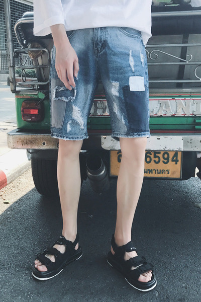 Τρέχουσα σύντομη τζιν - ξεφτισμένα, patched