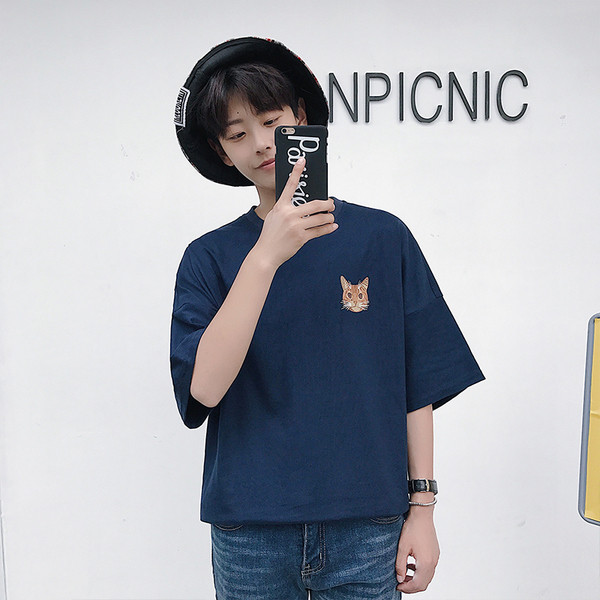 πουκάμισο του σύγχρονου ανθρώπου με ευρεία εφαρμογή