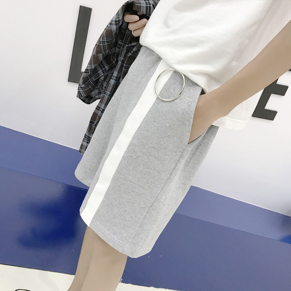 Πολύ άνετο σορτς περιστασιακή ανδρών ύφασμα με μεταλλικό δακτύλιο