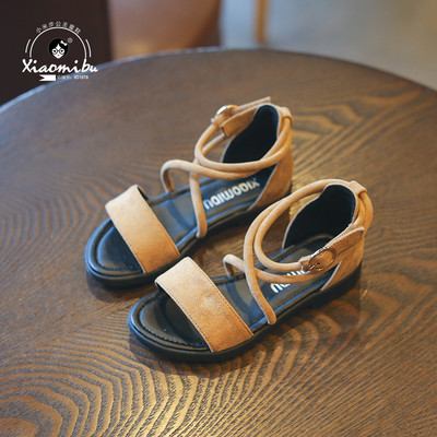 Καθημερινά Παιδικά σανδάλια για τα κορίτσια με σταυρωμένα τα λουριά