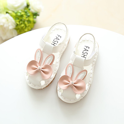 Παιδικά σανδάλια ελαφρά κλειστά, με τα αυτιά και κορδέλα